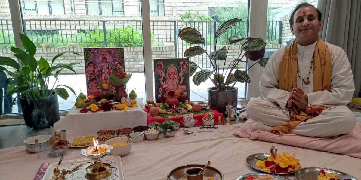 Pandit Ji for Bhagwat Katha and Griha Pravesh: Your Guide to Spiritual Harmony with Swami Ajay Ji